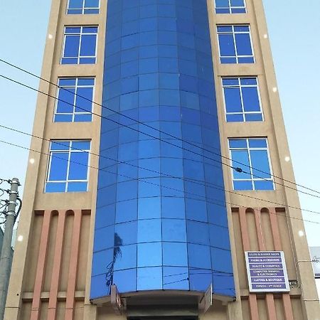 Claire De Lune Moonlight Hotel Накуру Экстерьер фото
